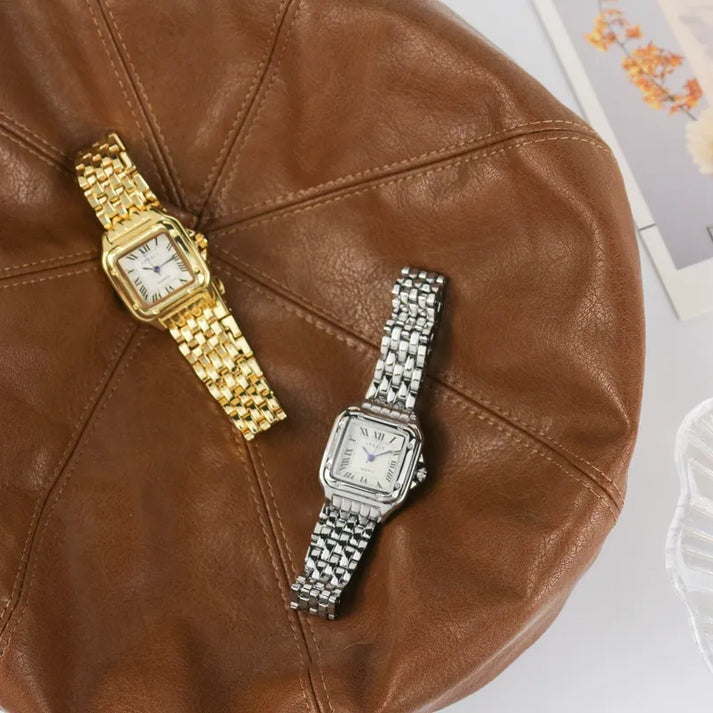 vintage Gold of SilverColourig horloge met klassieke wijzerplaat en vierkante kast